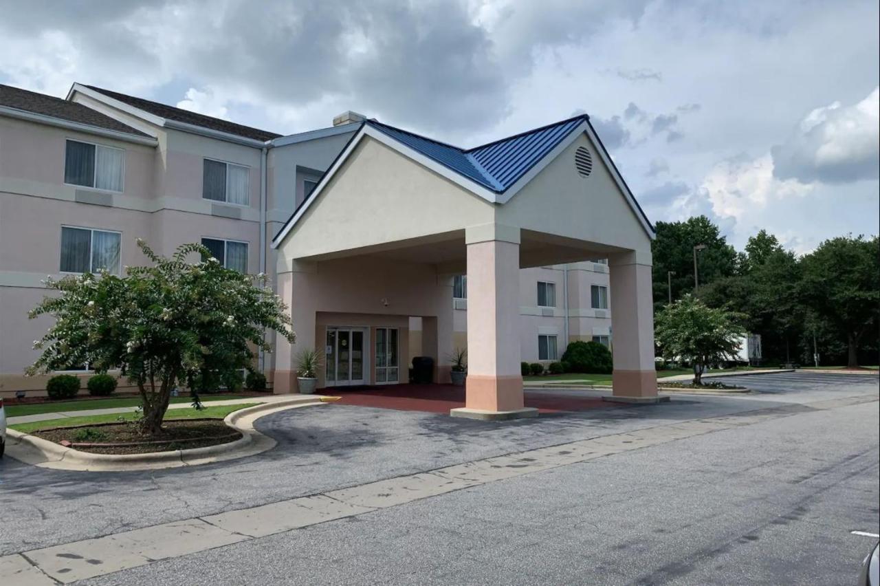 Country Inn & Suites By Radisson, Fayetteville I-95, Nc Extérieur photo